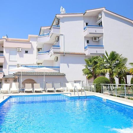 אולסינץ' Victoria Apartments מראה חיצוני תמונה